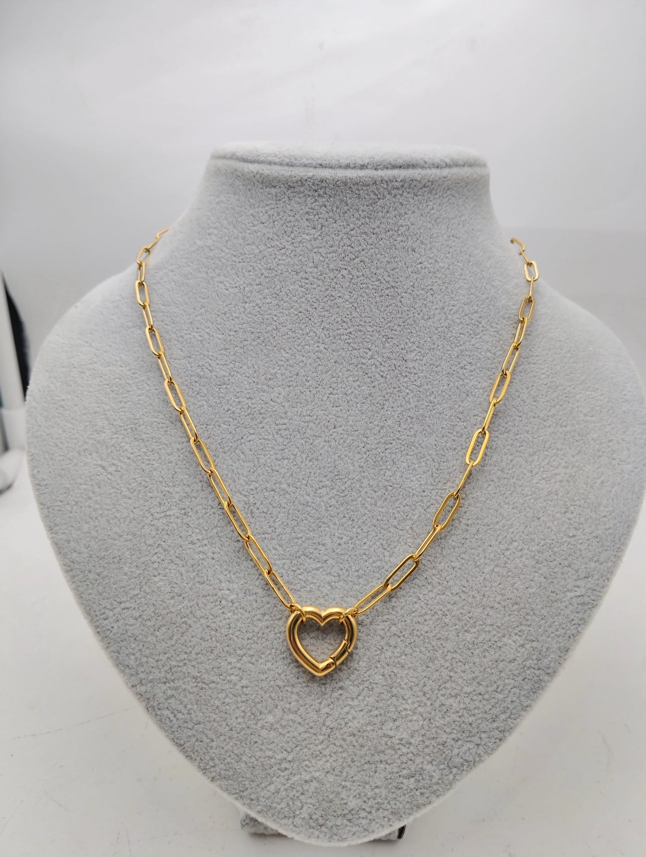 Heart Spring Charm Necklace – 18k Gold Plated Stainless Steel