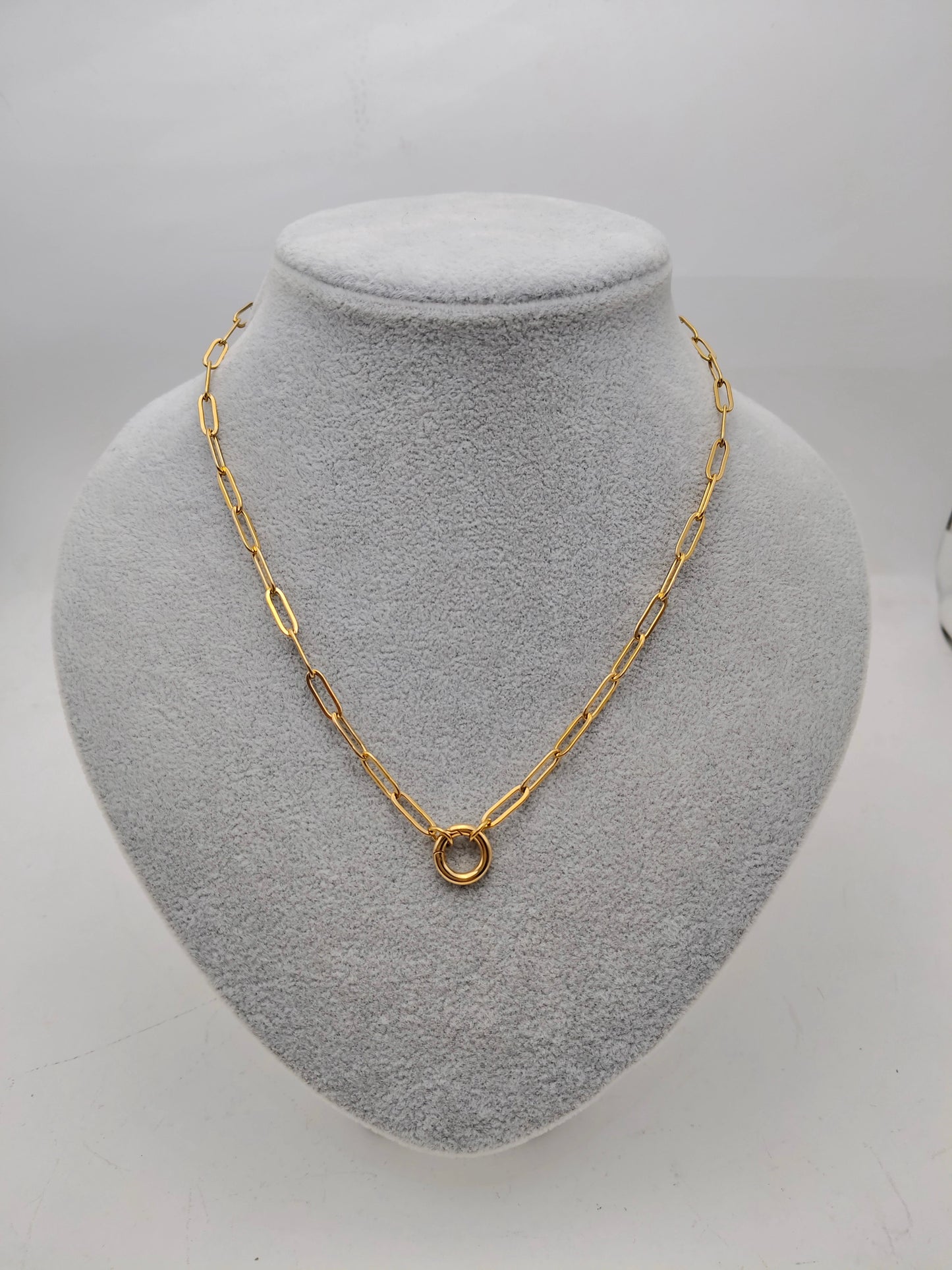 Round Spring Charm Necklace – 18K Gold Plated Stainless Steel